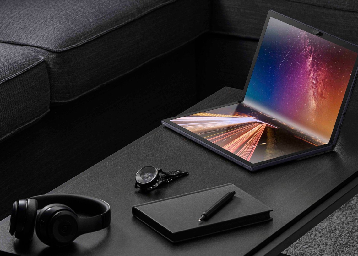 ASUS Zenbook 17 Fold OLED trafia do sprzedaży w Polsce