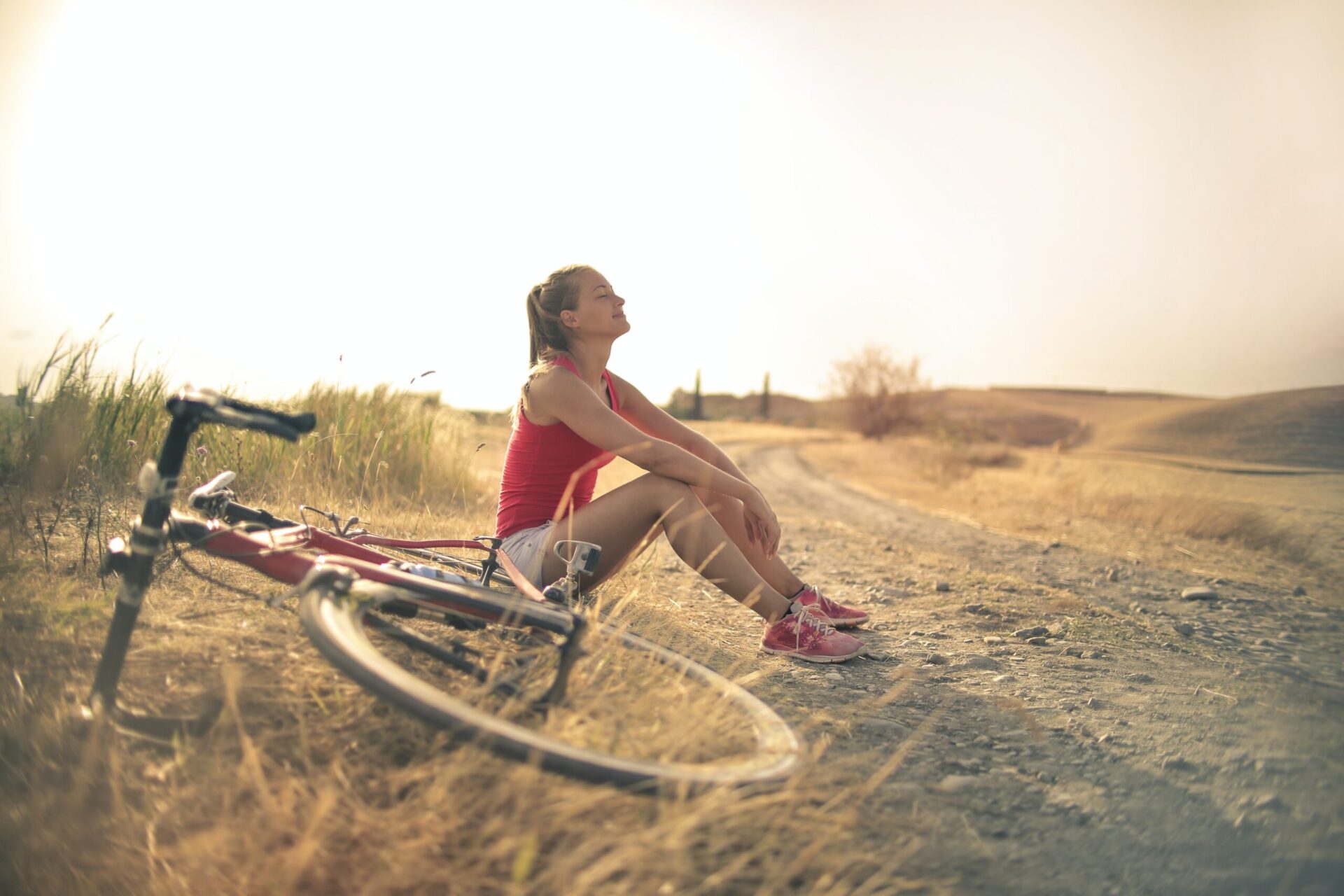 Polacy na wakacjach – czym się stresują? Badanie Ipsos dla marki Fitbit