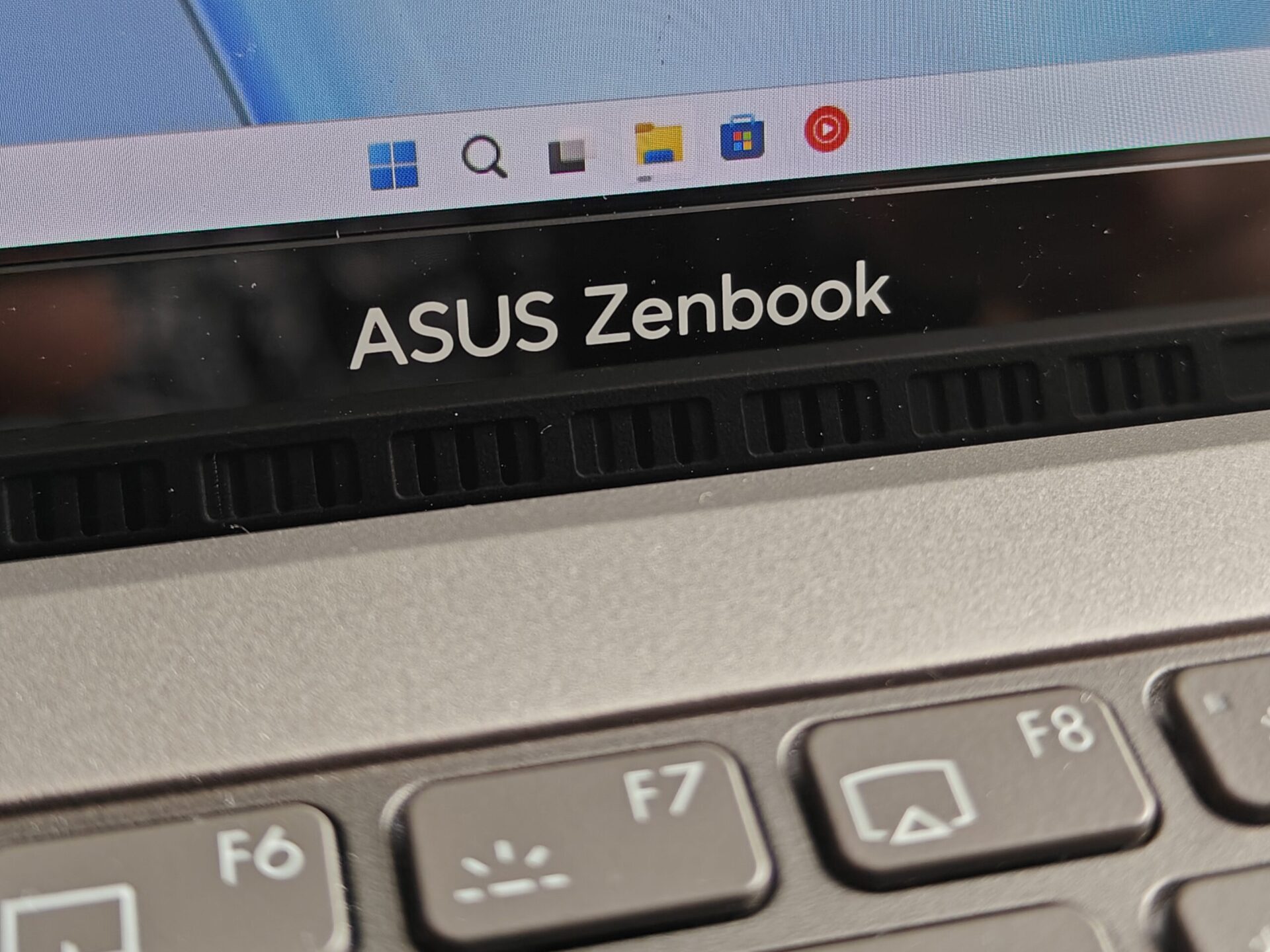 Asus Zenbook S13 OLED - Kilogram porządnego sprzętu - Recenzja